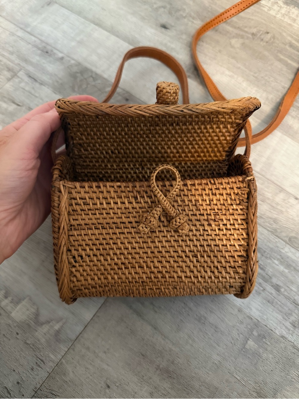 Mini Woven Straw Crossbody Bag - Leather Strap - Picture 5 of 13